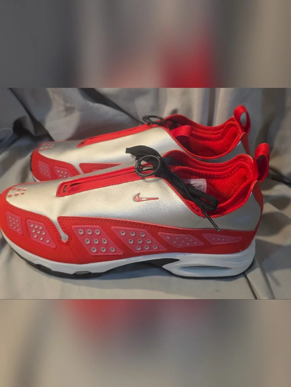 Nike Air Max Sunder SNDR Shoes Red Silver IH3988-001 Women SZ 10 Men 8.5 NWOB